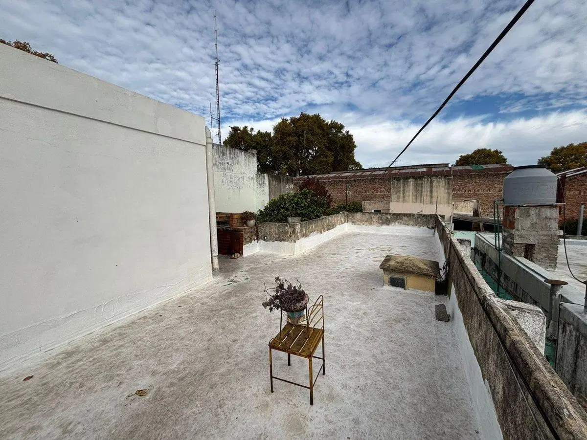 CASA EN VENTA 3 DORMITORIOS BARRIO MATHEU 3