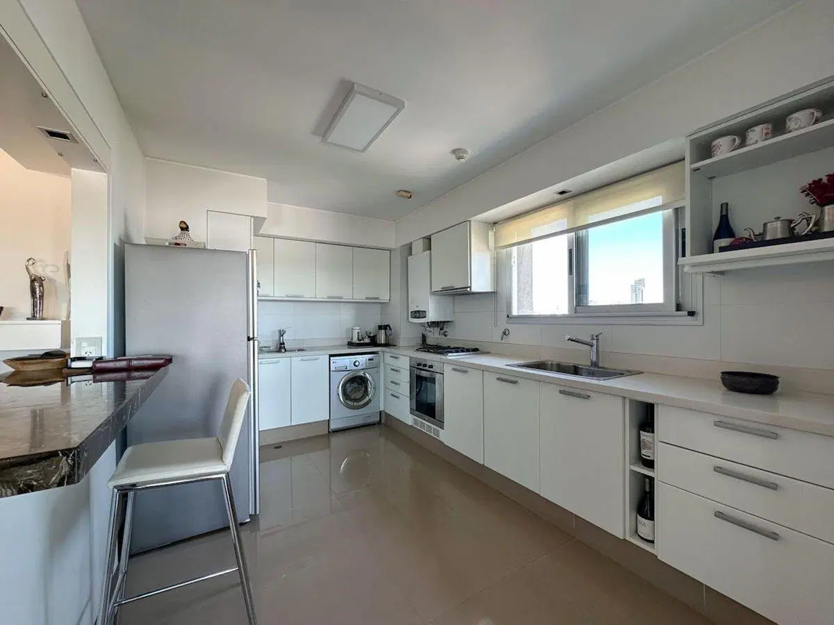 DEPARTAMENTO EN VENTA 3 DORMITORIOS QUINQUELA RIO 4