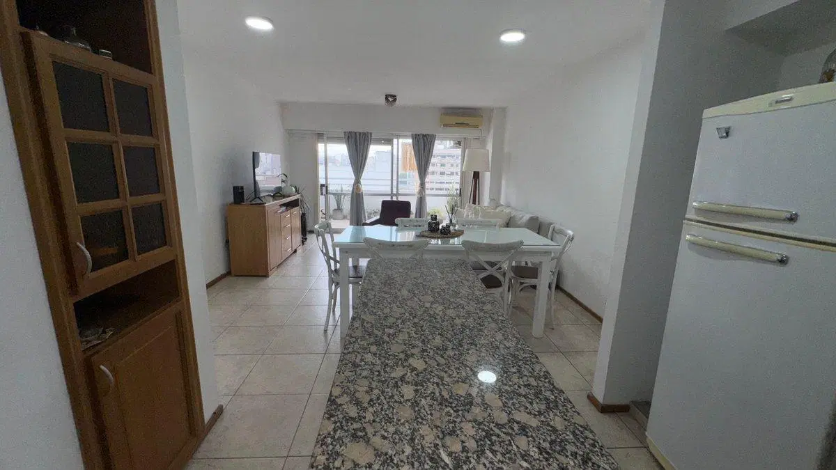 DEPARTAMENTO EN VENTA 2 DORMITORIOS CENTRO BALCÓN 2