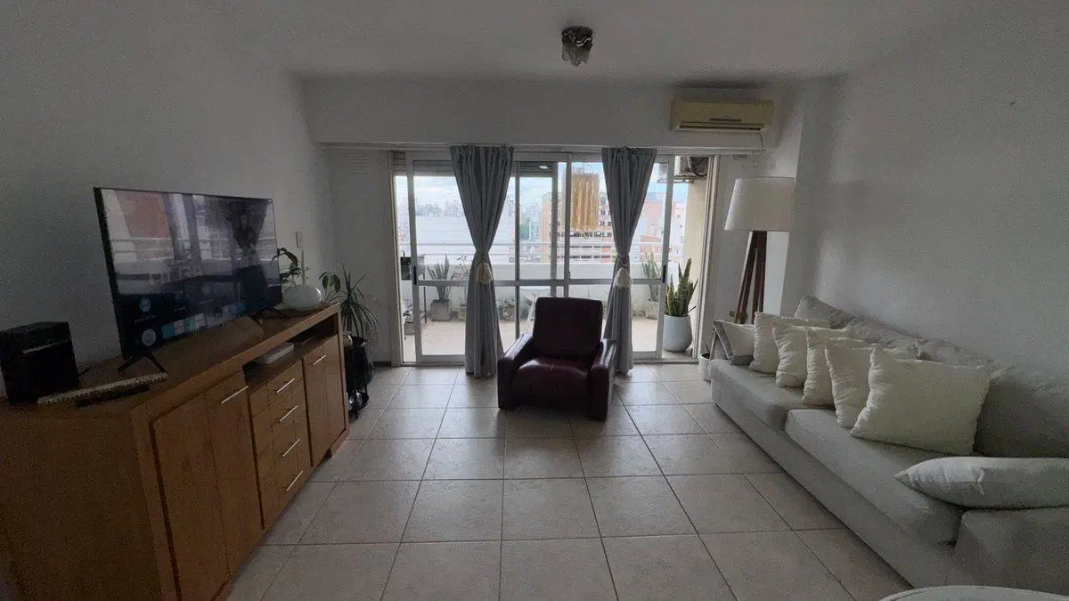 DEPARTAMENTO EN VENTA 2 DORMITORIOS CENTRO BALCÓN 5