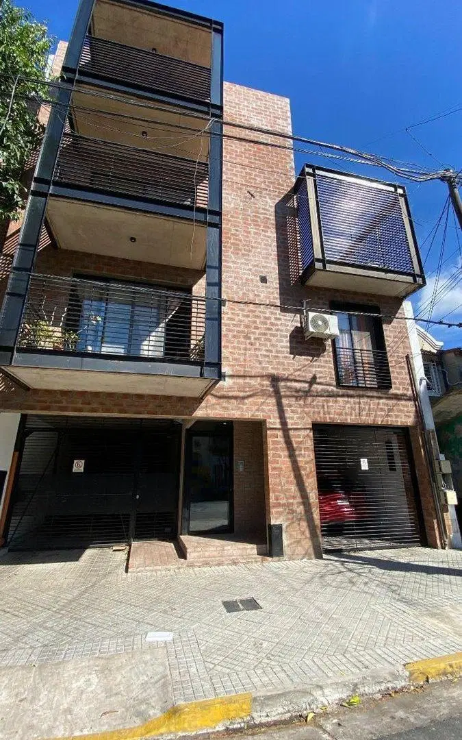 DEPTO VENTA DUPLEX 2 DORMITORIOS CON PATIO 3
