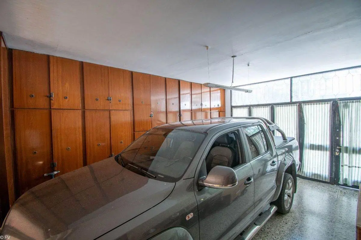 CASA EN VENTA REFINERIA TRES DORMITORIOS 5