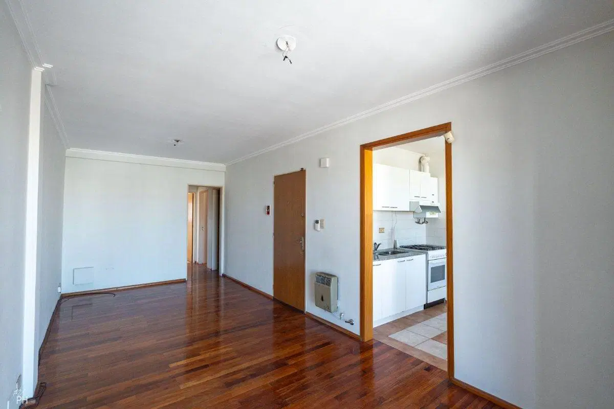 DEPARTAMENTO EN VENTA 2 DORMITORIOS CON COCHERA 5