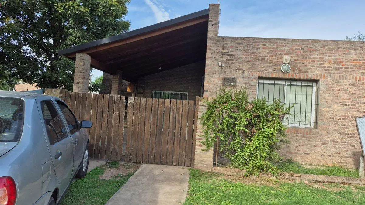 VENTA CASA GRAL. LAGOS, 1 DORMITORIO 5