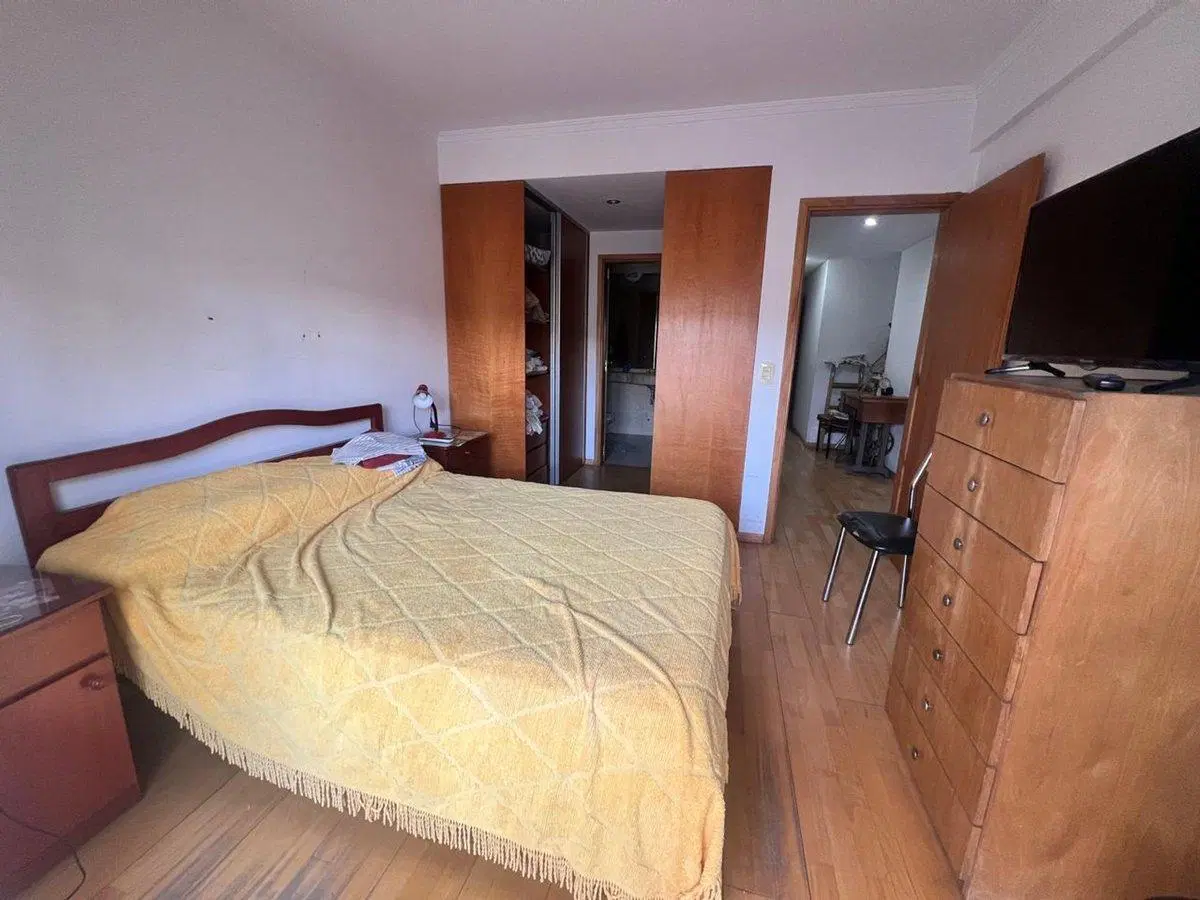 VENTA DEPARTAMENTO 2 DORMITORIOS - PATIO- ARROYITO 5