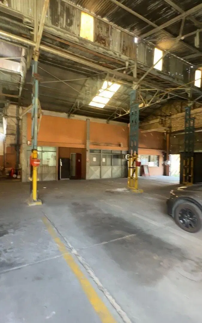VENTA LOTE - IDEAL COCHERAS / GALPON 5