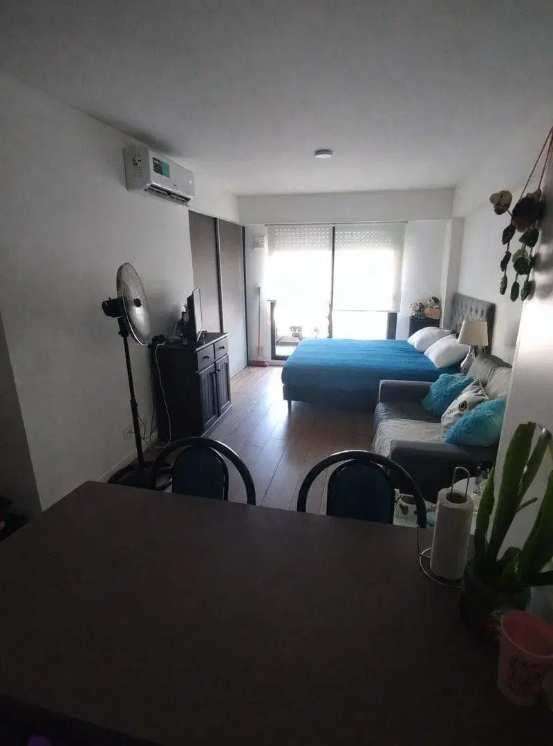 MONOAMBIENTE EN VENTA - CON BALCÓN ALFRENTE. 3