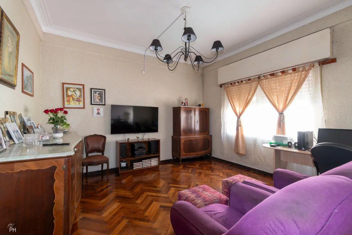 CASA DE PASILLO PLANTA ALTA 3 DORMITORIOS 2