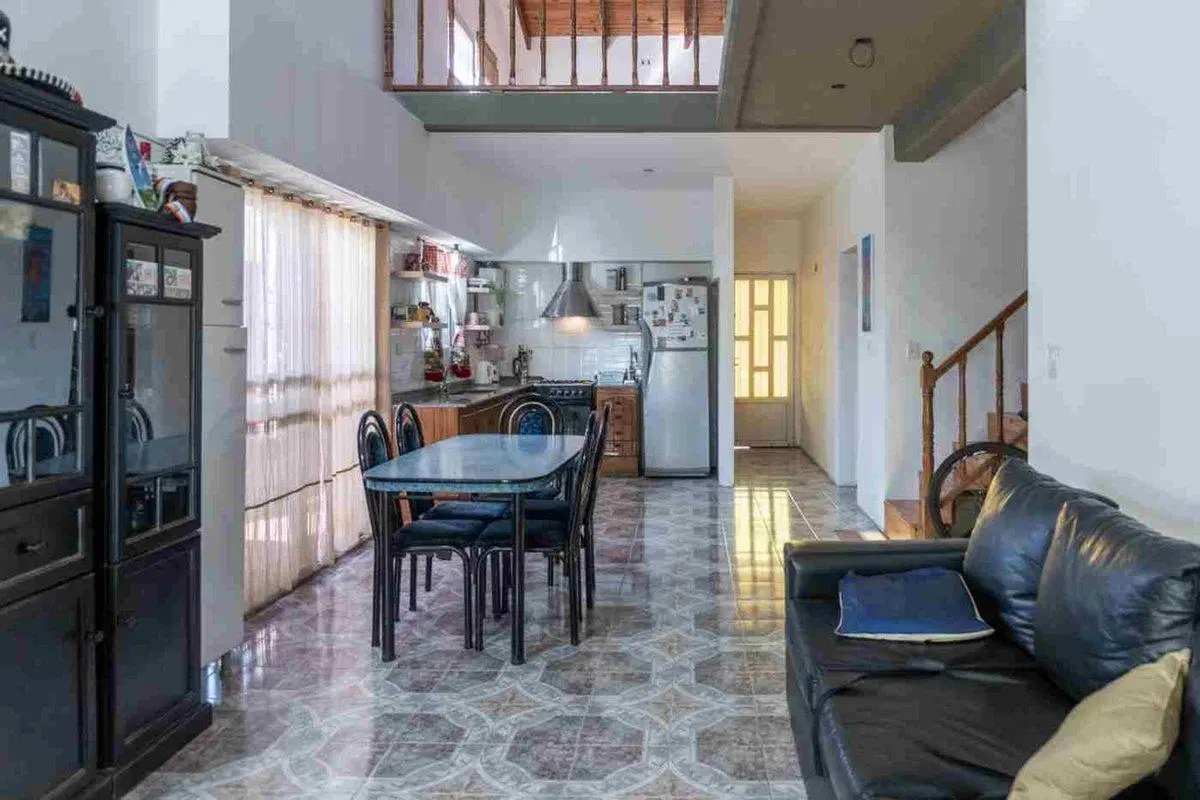 VENTA - CASA FISHERTON TRES DORMITORIOS Y COCHERA 4