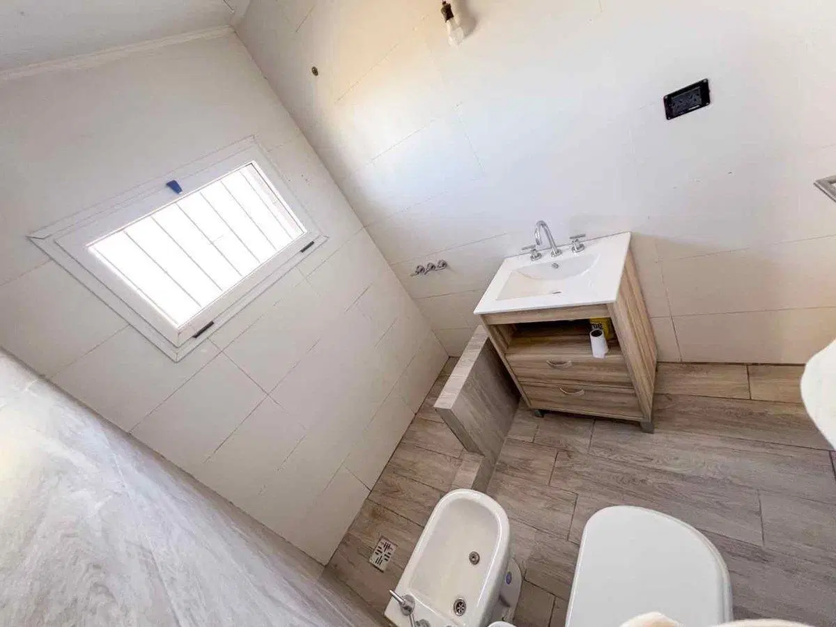 VENTA CASA DOS DORMITORIOS EN DON MATEO 3