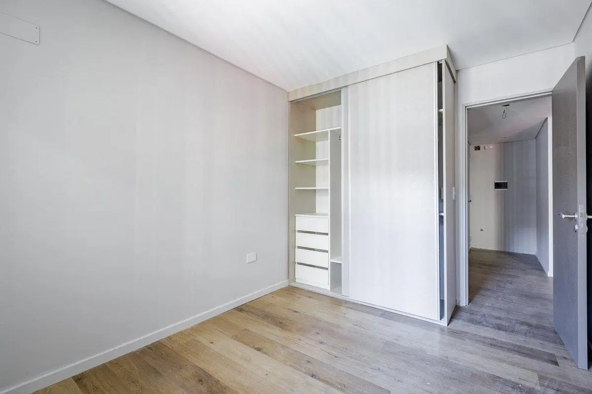 Venta Dpto. 1 Dormitorio. Balcòn. Centro. Estrenar 5