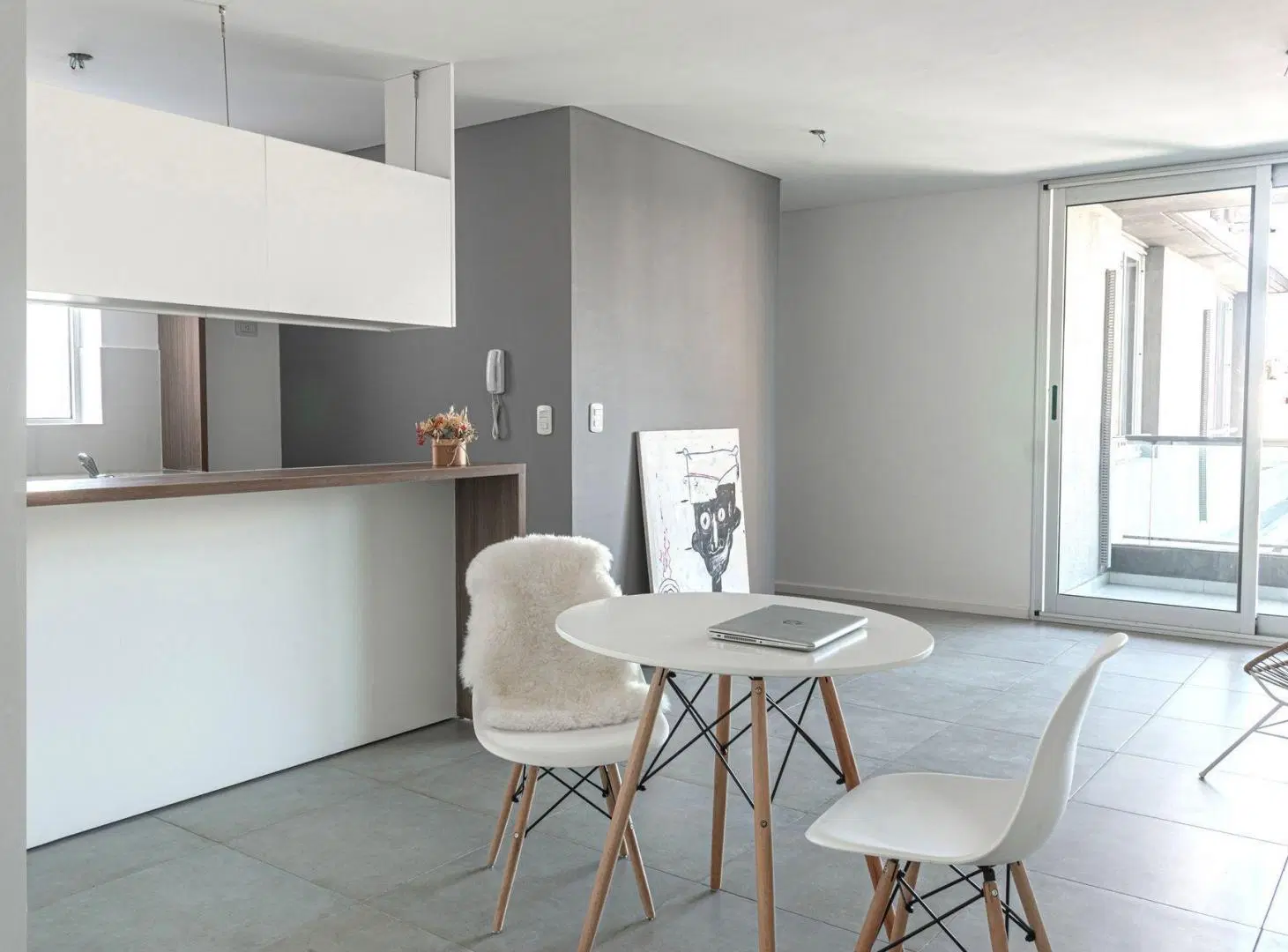Venta Dpto 2 Dormitorios. Balcón. Estrenar. Abasto 8