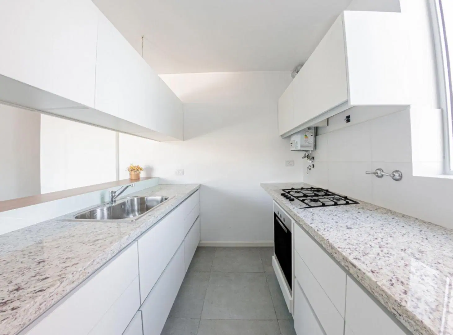 Venta Dpto 2 Dormitorios. Balcón. Estrenar. Abasto 5