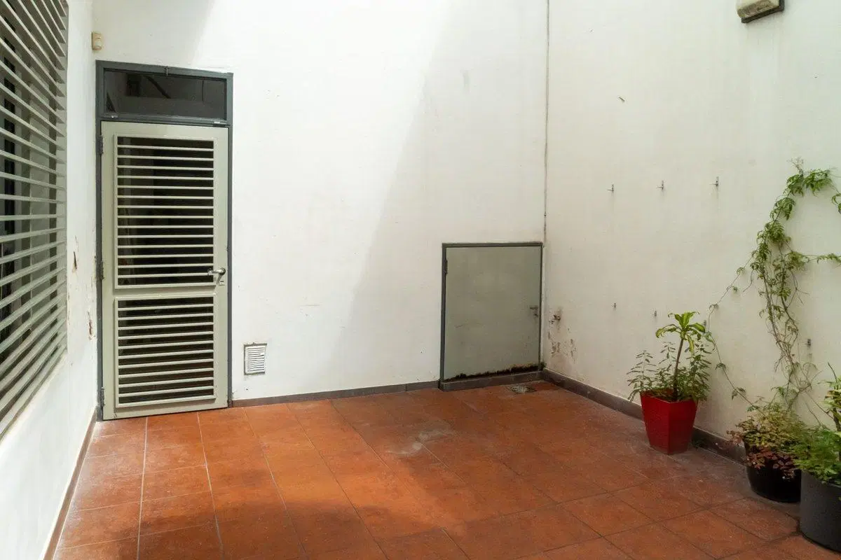 Venta Casa uso Profesional 5