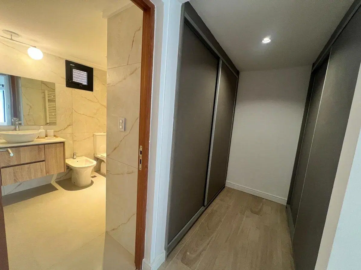 DEPARTAMENTO  EN VENTA DOS DORMITORIOS LOURDES 5