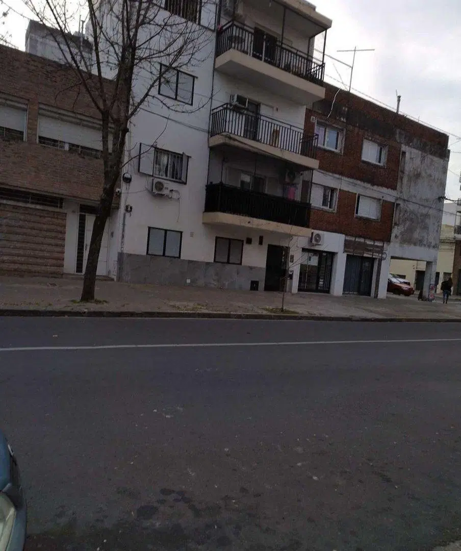 VENTA LOCAL COMERCIAL ABASTO 5