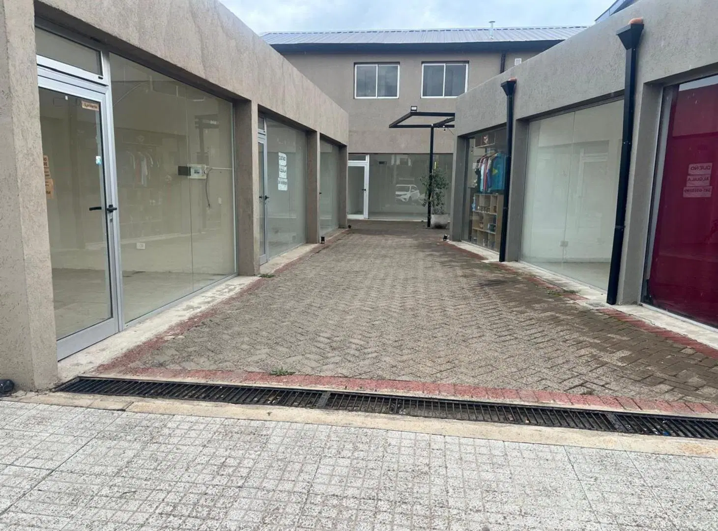 VENTA DE LOCALCOMERCIAL EN PEREZ 2