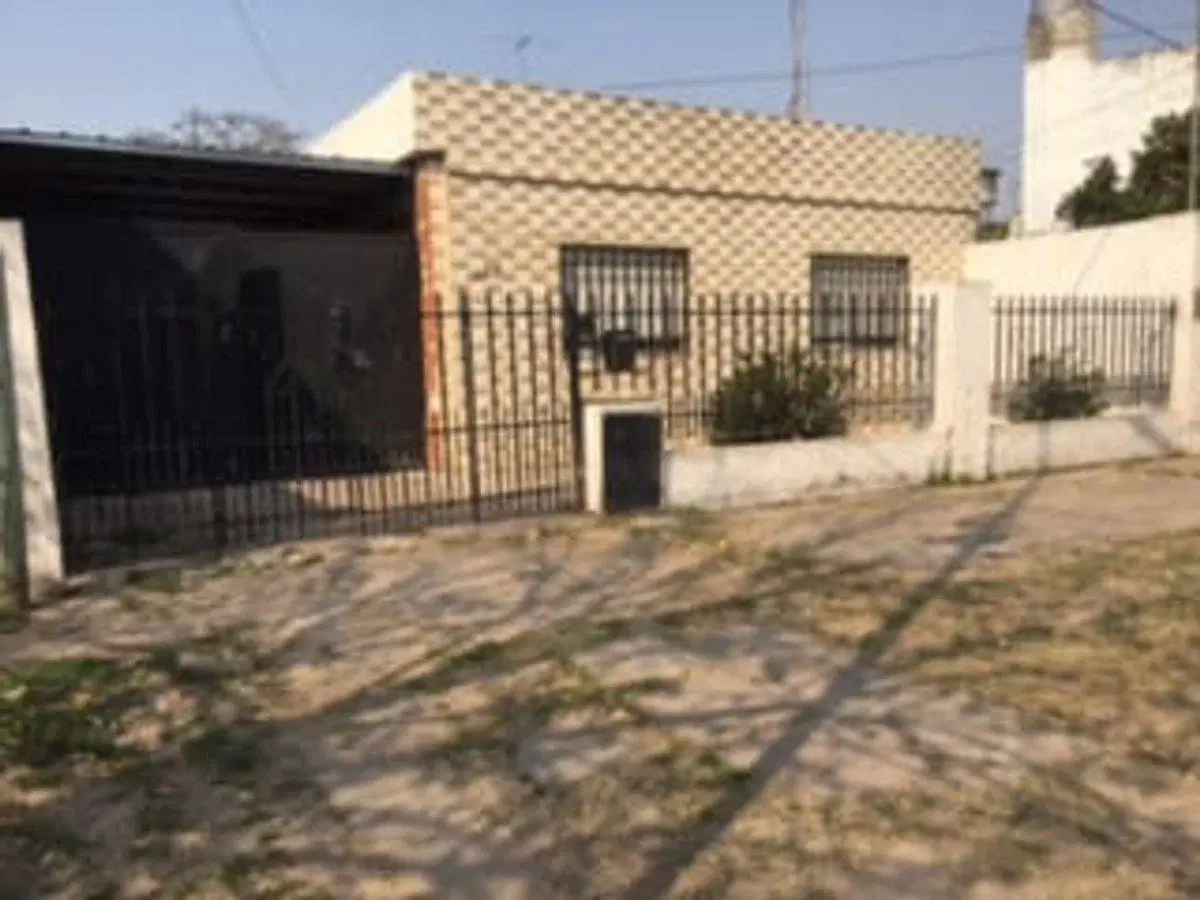VENTA CASA POSIBILIDAD DE INVERSION 4