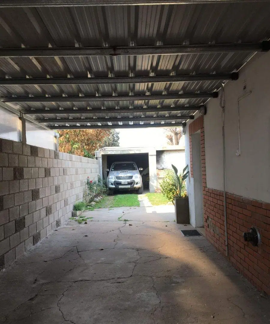 VENTA CASA POSIBILIDAD DE INVERSION 2