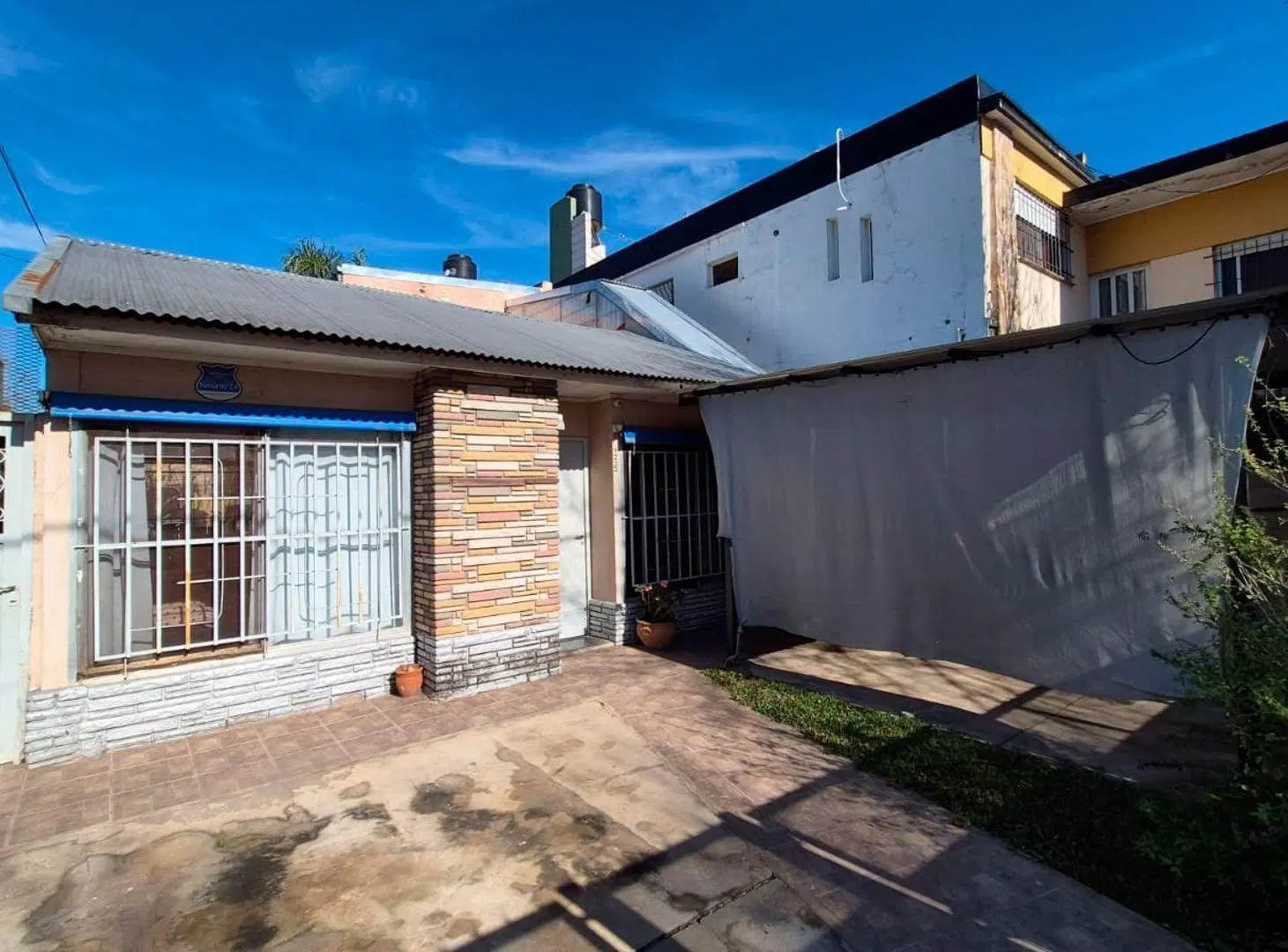 CASA EN VENTA 3 DORM. CON JARDÍN BARRIO LA FLORIDA 5