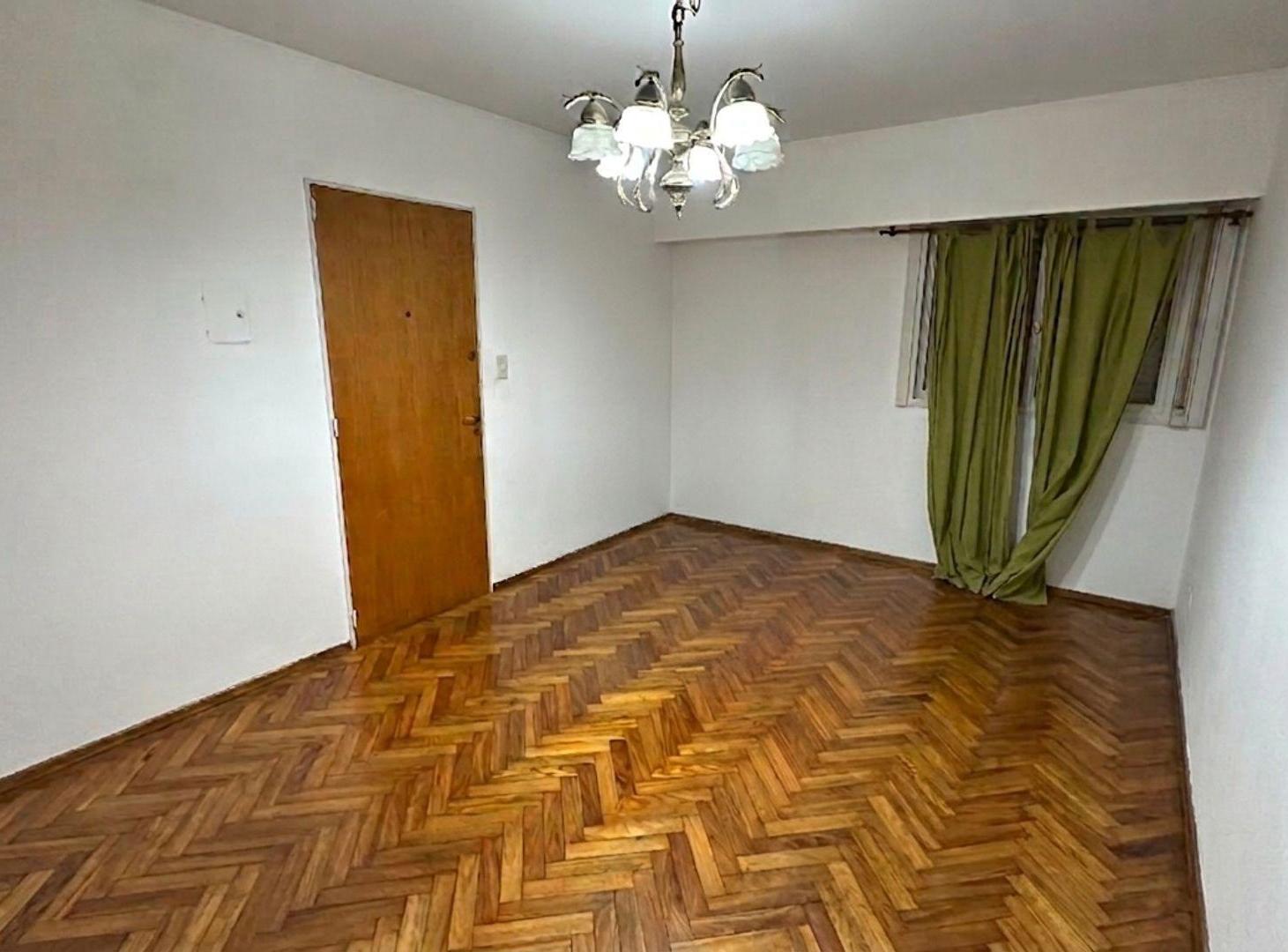 Foto de VENTA DEPARTAMENTO 1 DORMITORIO BARRIO MARTIN, imagen 1
