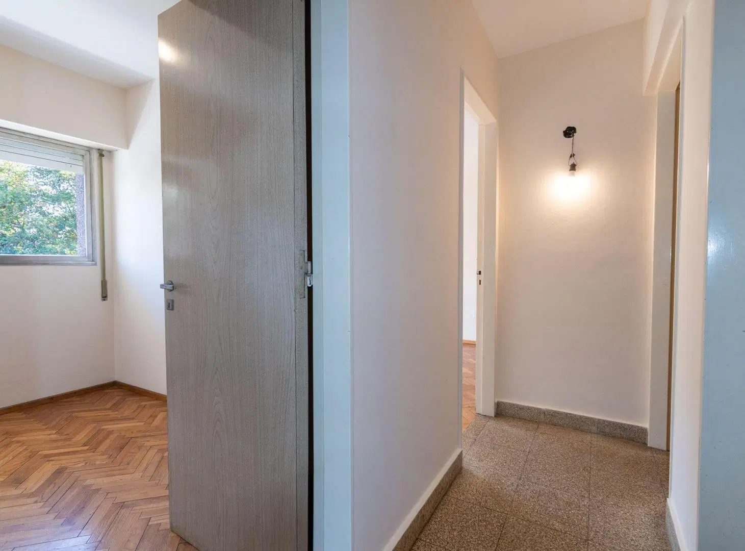 Venta Departamento 3 Dormitorios. Balcón. Oroño 8