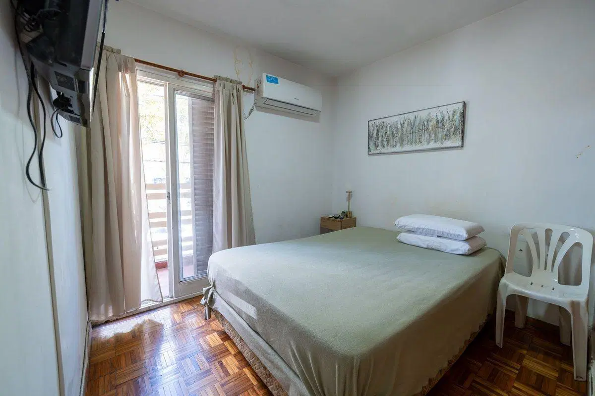 VENTA - DPTO 2 DORM AL FRENTE SOBRE SAN MARTIN 3