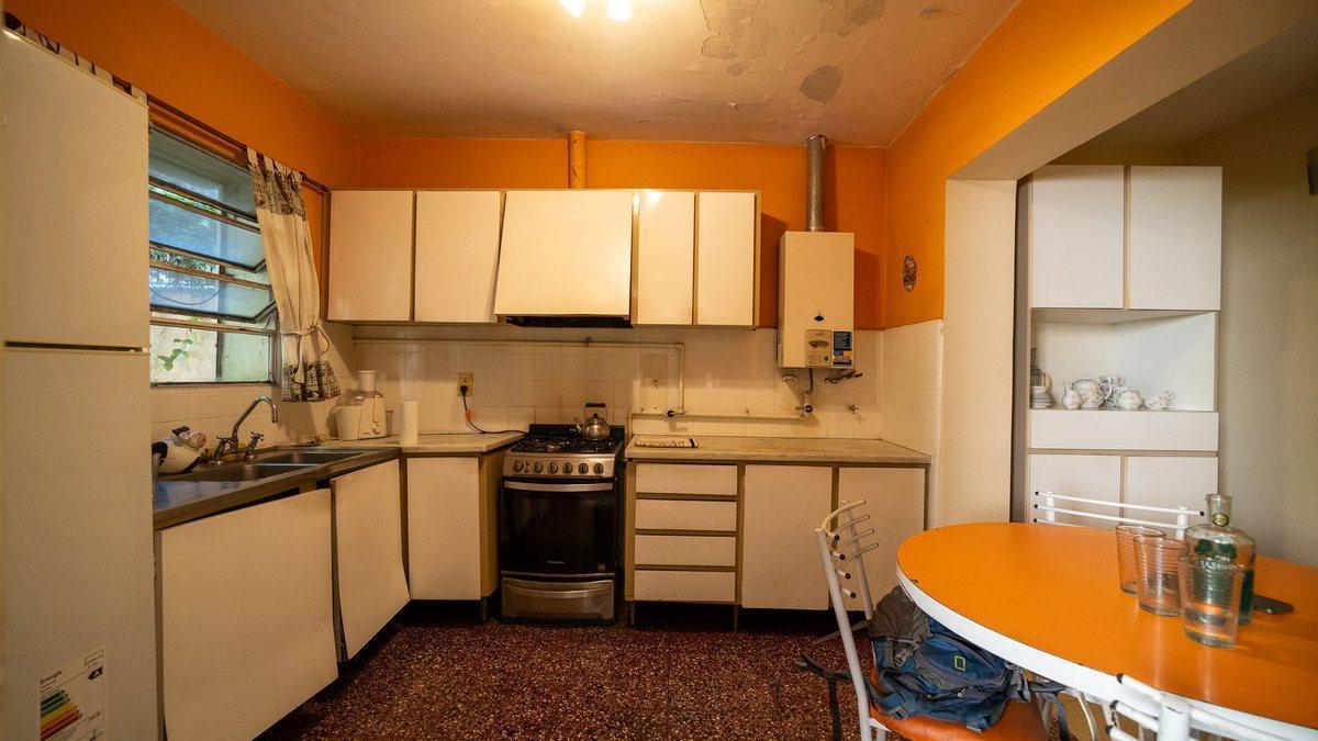 Foto de VENTA CASA CON PATIO VERDE EN BARRIO REFINERIA, imagen 2