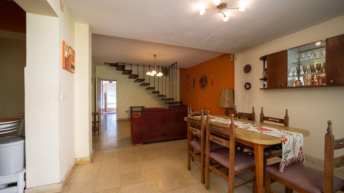 Foto de VENTA CASA CON PATIO VERDE EN BARRIO REFINERIA, imagen 5