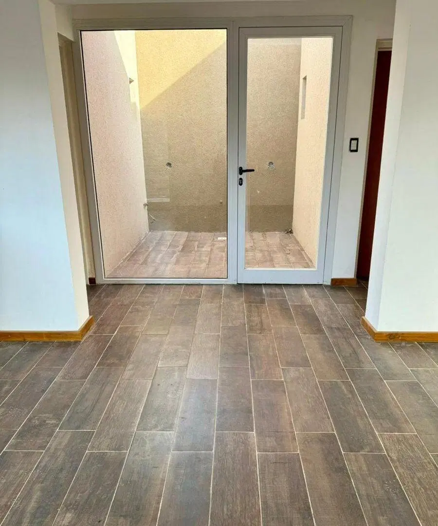 CASA EN VENTA DOS DORMITORIOS FUNES ZONA 8 5