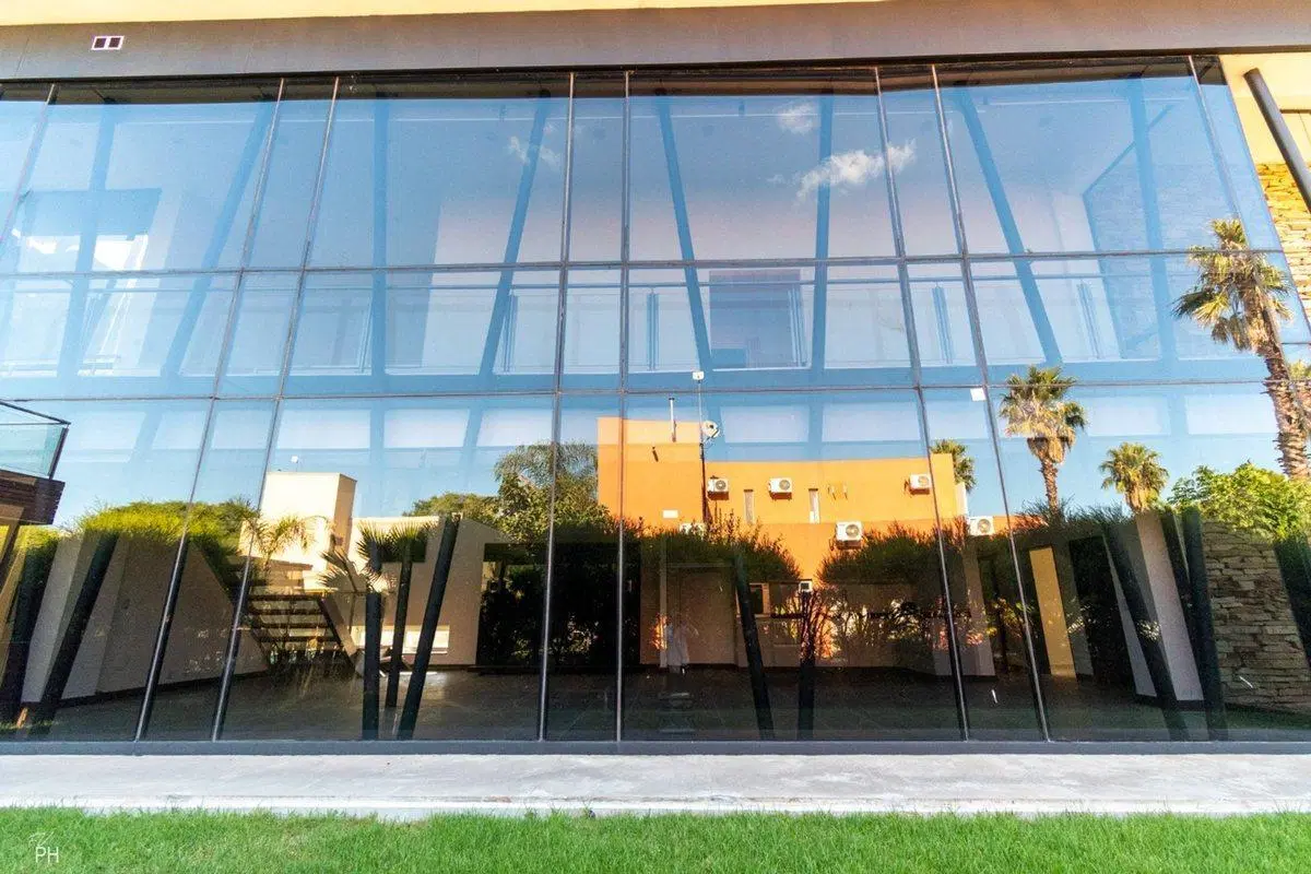 CASA EN VENTA PUERTO ROLDAN TRES DORMITORIOS 3