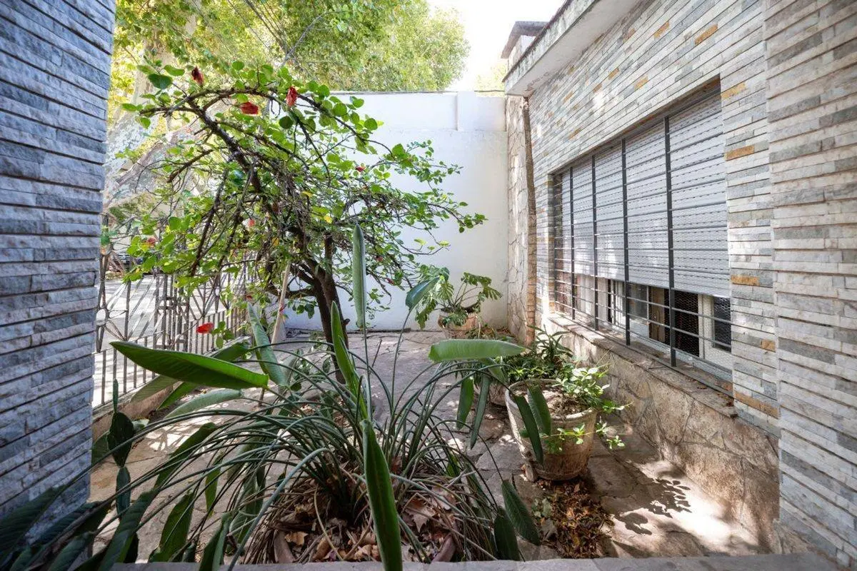Casa 3 dormitorios Barrio Parque 5