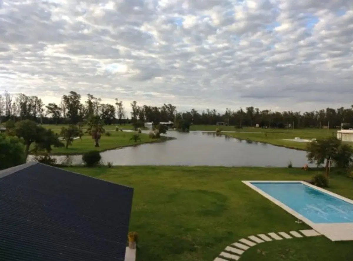 LOTE EN VENTA CHACRAS DEL RINCON 3000 M2 3