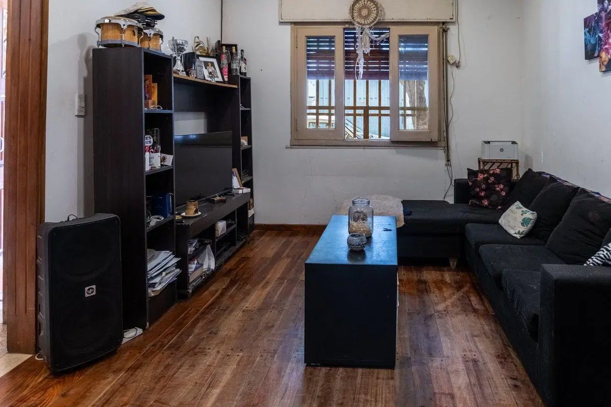 CASA EN VENTA 2 DORMITORIOS CON TERRAZA 2