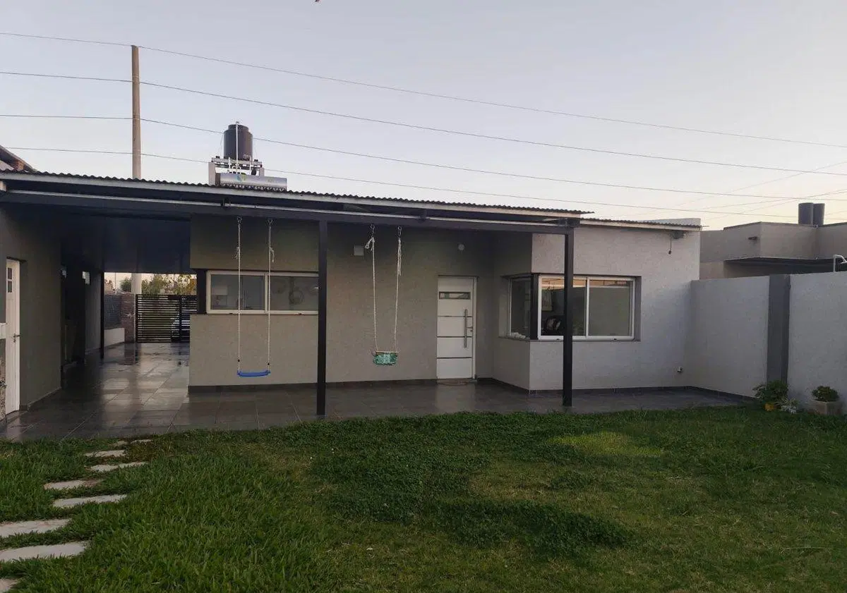 VENTA CASA 2 DORMITORIOS APTO CREDITO- CAMPIÑAS 4
