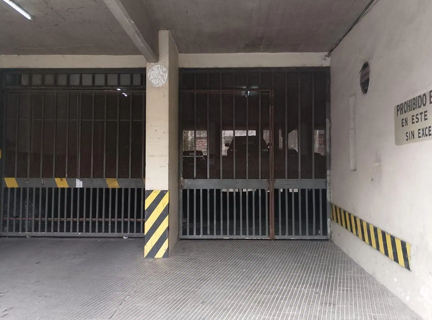 COCHERA EN VENTA BARRIO ABASTO 3