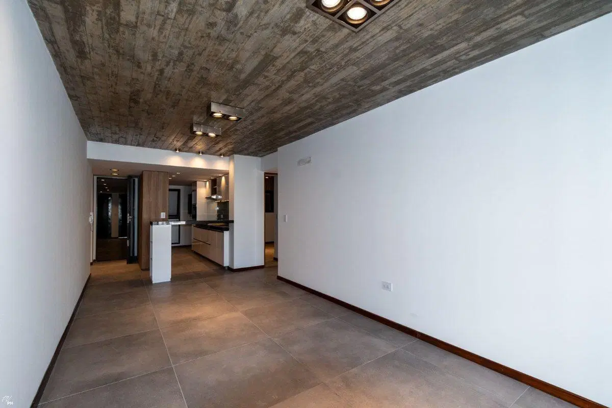VENTA DEPARTAMENTO 3 DORMITORIOS CON BALCON CORRID 5