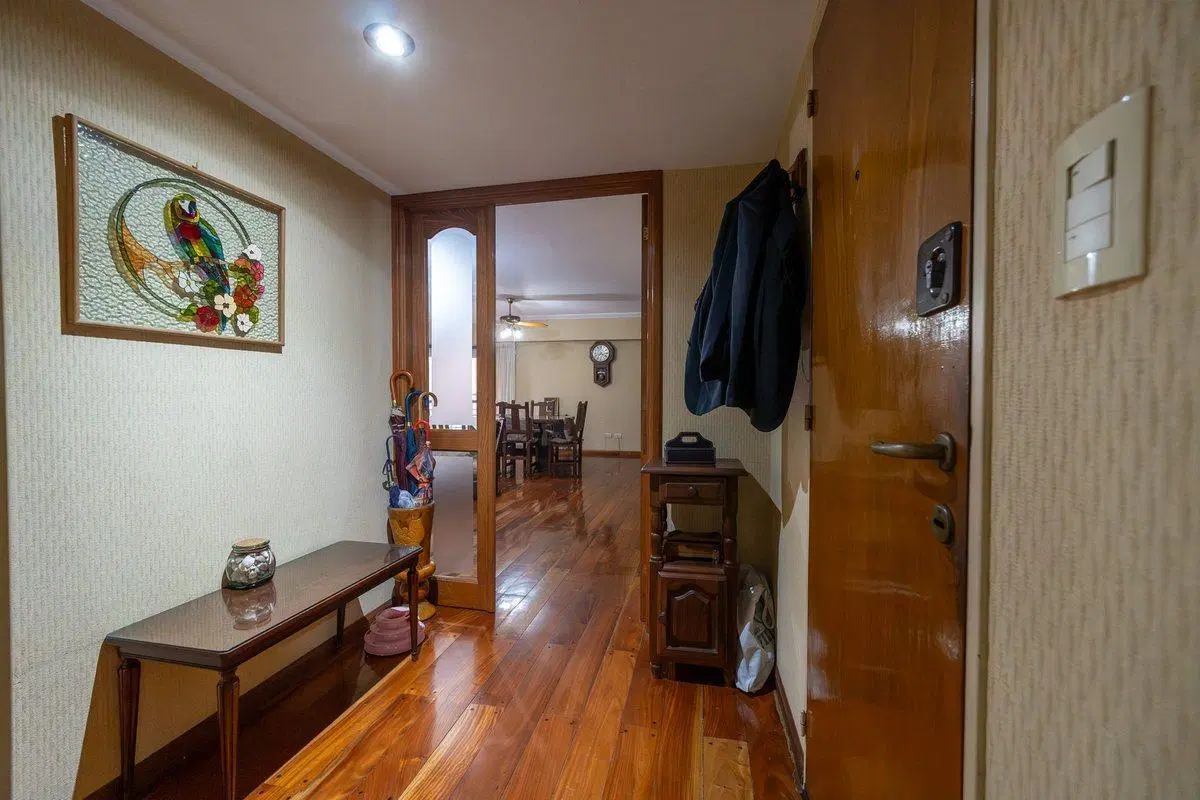 DEPARTAMENTO EN VENTA -TRES DORMITORIOS- B° MARTIN 2