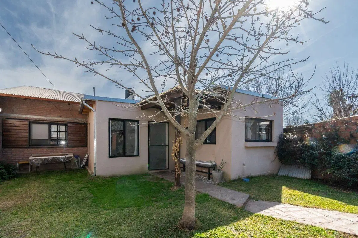 VENTA CASA 3 DORMITORIOS - IBARLUCEA 4