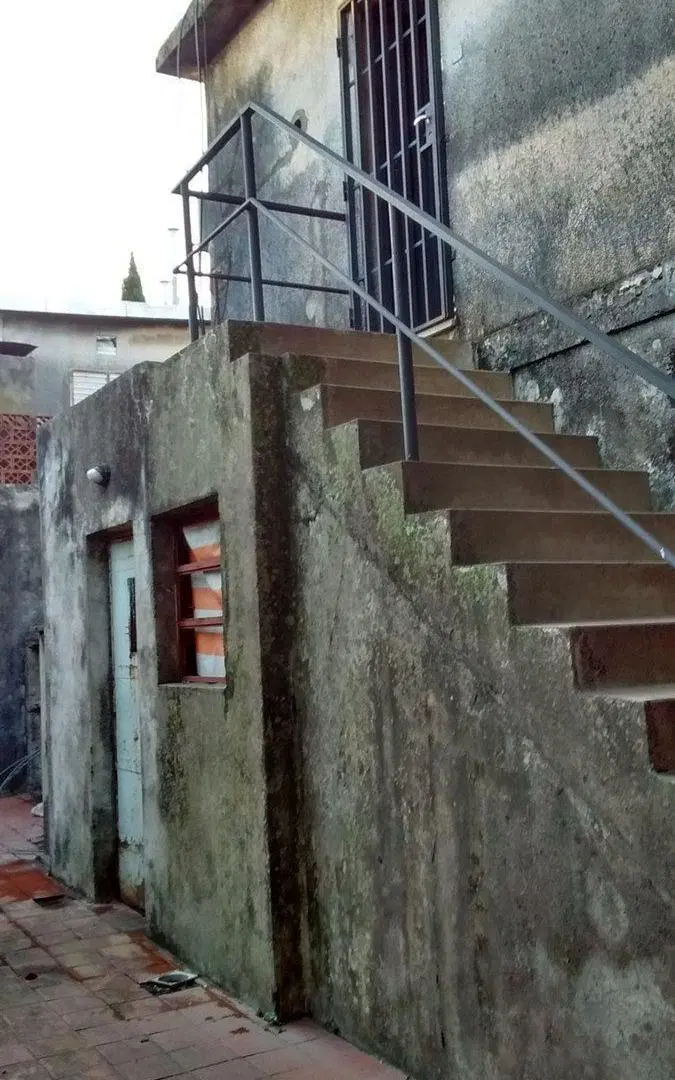 VENTA - DEPARTAMENTO DE DOS DORMITORIOS PH 3