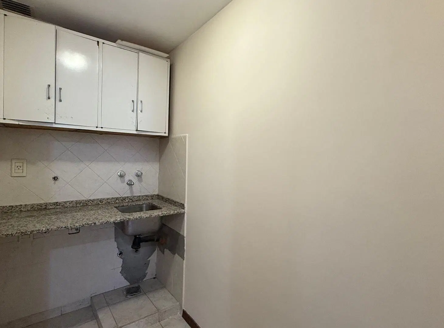 DEPARTAMENTO EN VENTA 3 DORMITORIOS LOURDES 5