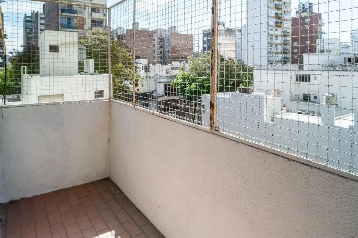 VENTA MONOAMBIENTE AV. PELLEGRINI 4