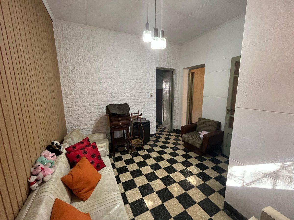 Foto de VENTA CASA 2 DORMITORIOS B. LA SEXTA CON PATIO, imagen 3