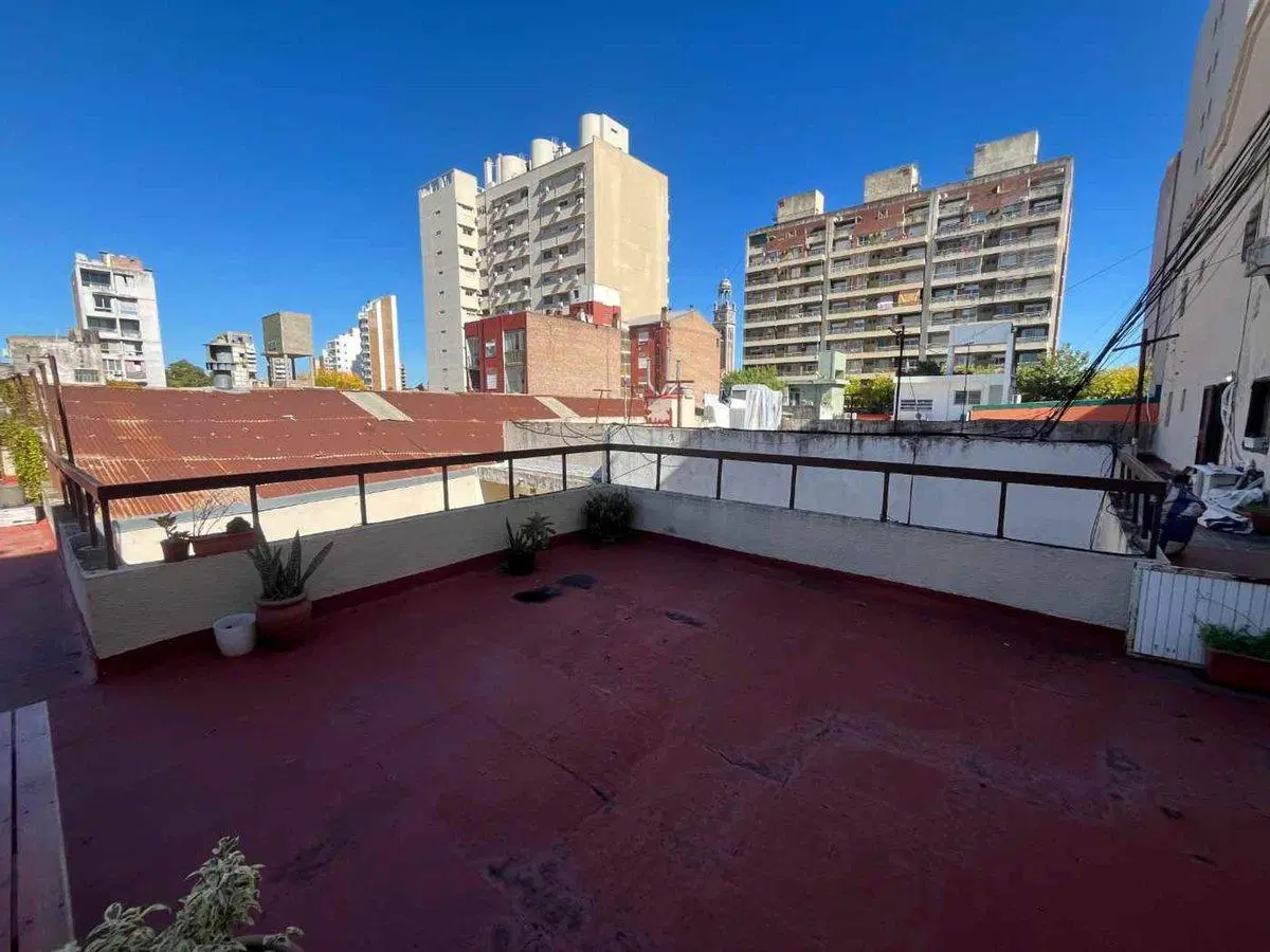 VENTA DEPTO 1 DORMITORIO B. ABASTO POR ESCALERAS 4