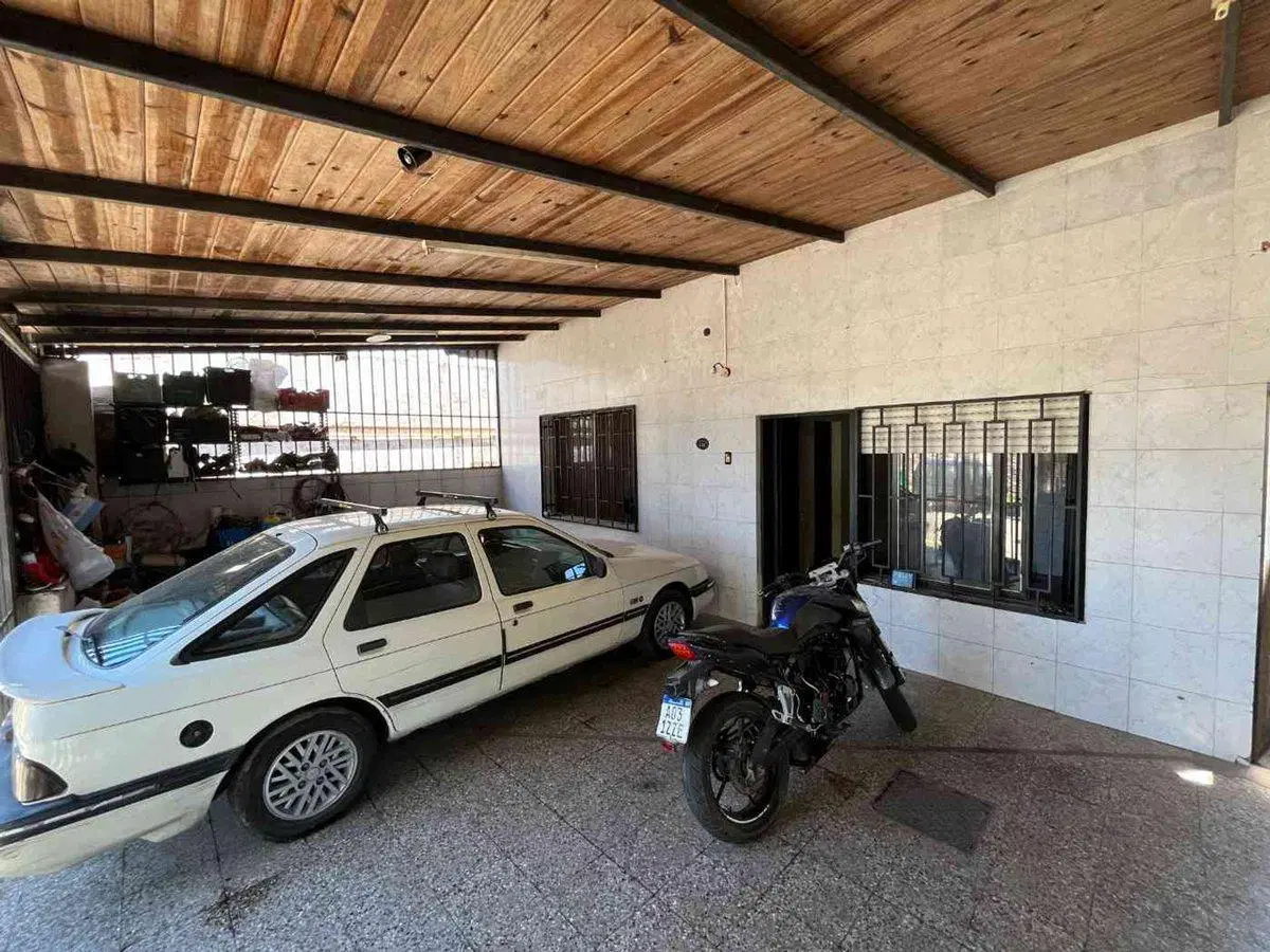 VENTA CASA 3 DORMITORIOS B. ROQUE SAENZ PEÑA PATIO 3