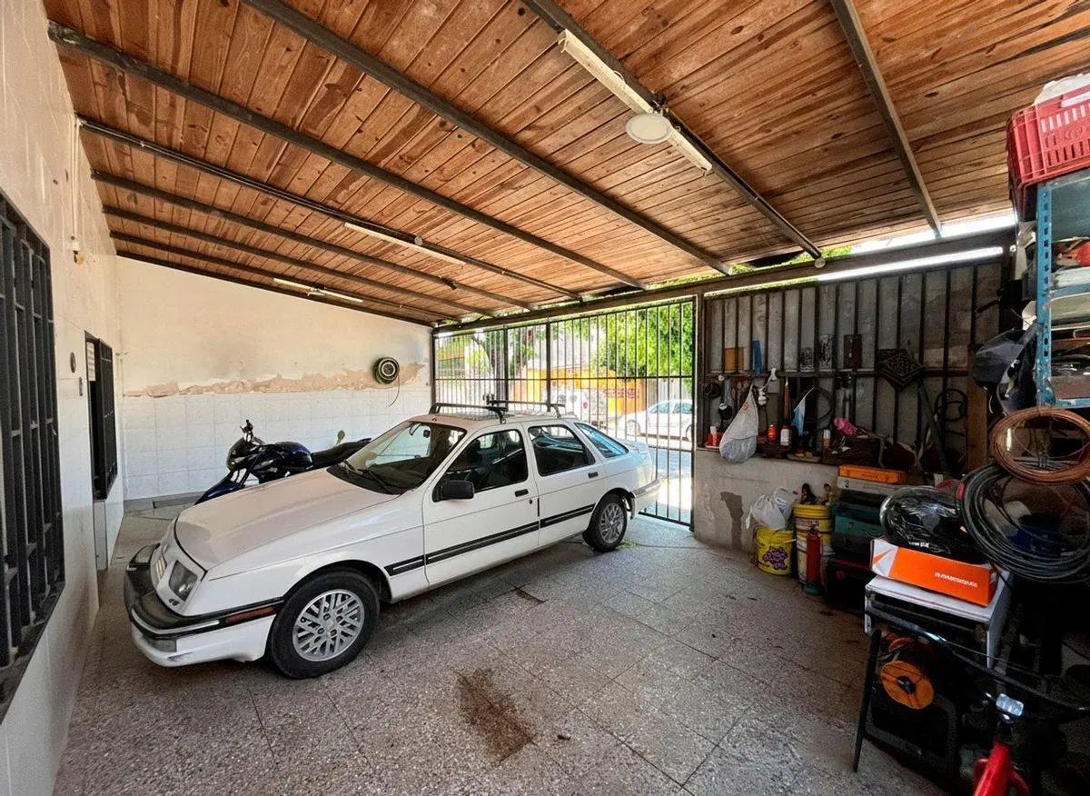 VENTA CASA 3 DORMITORIOS B. ROQUE SAENZ PEÑA PATIO 4