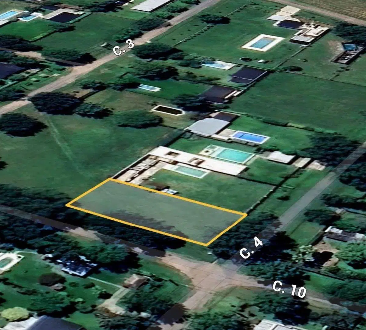 TERRENO EN VENTA 800 M2 CORONEL DOMINGUEZ ESQUINA 4