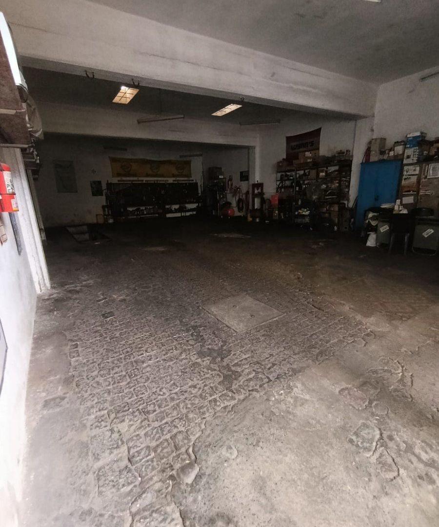 Foto de VENTA GALPON CON LOCAL SAN LORENZO 3700 LUIS AGOTE, imagen 2