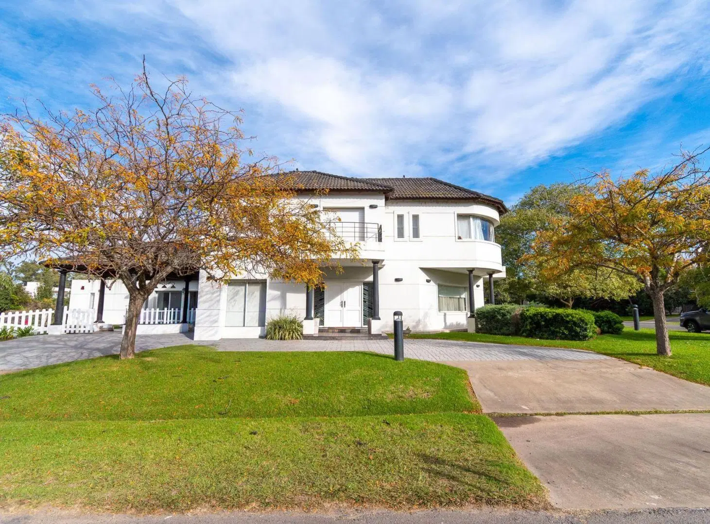 CASA EN VENTA  3 DORMITORIOS KENTUCKY,  FUNES 3
