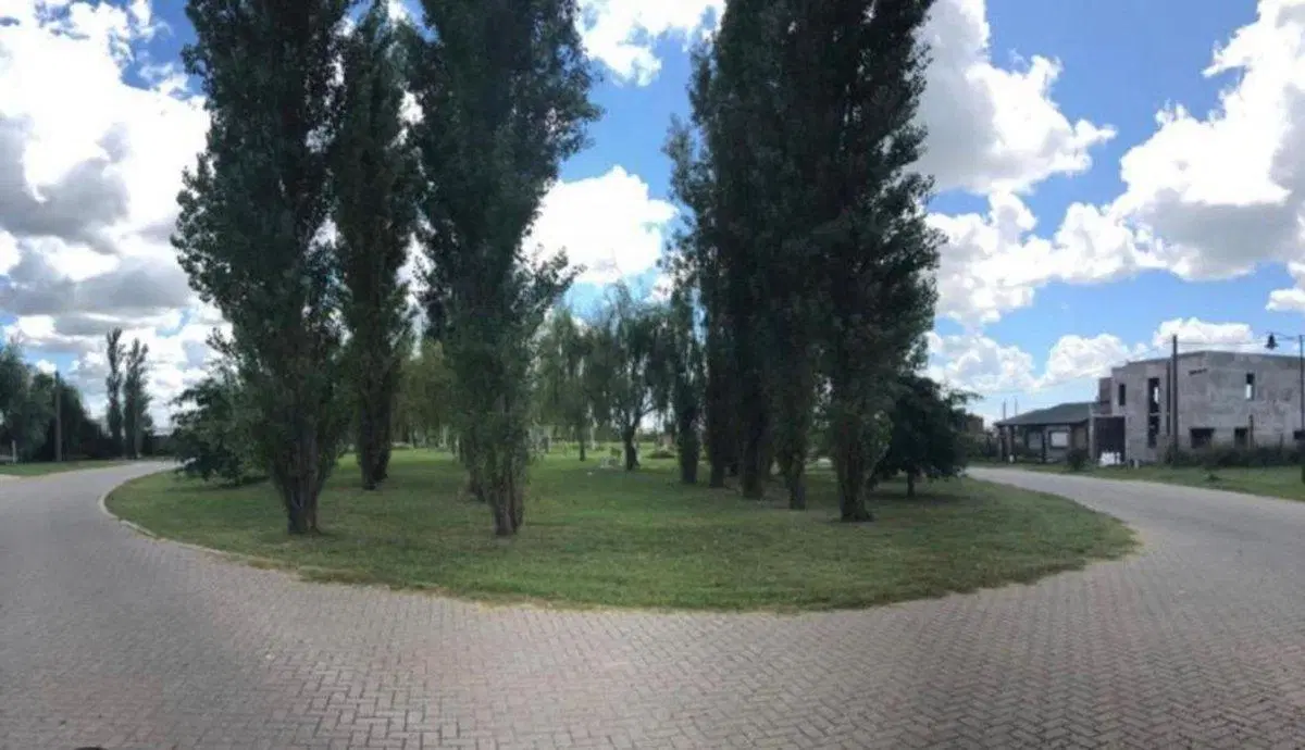 LOTE EN VENTA BARRIO ABIERTO LAS TARDES ROLDÁN 2